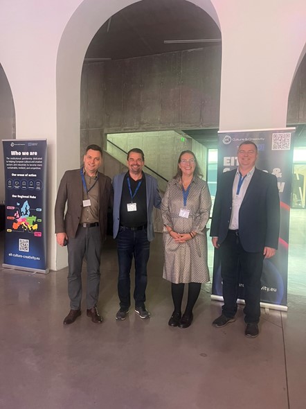 Представники Ужгородського національного університету та учасники CLC East Open Day у Кошицях.