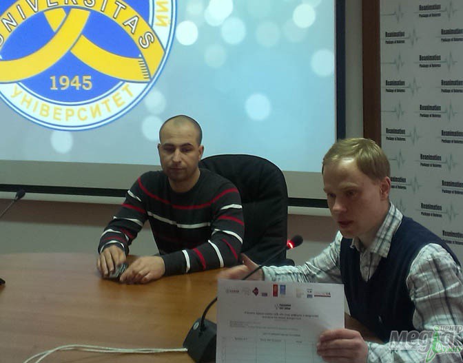 Експерти РПР Ярослав Юрчишин та Андрій Зінченко зустрілися з викладачами та студентами кафедри політології і державного управління Реанімаційний пакет реформ презентували в УжНУ