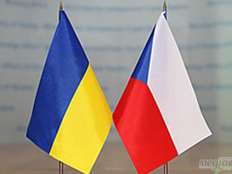 Докторанти та магістранти Карлового університету в Празі пройдуть стажування на базі УжНУ вже цієї осені Докторанти та магістранти Карлового університету в Празі пройдуть стажування на базі УжНУ вже цієї осені