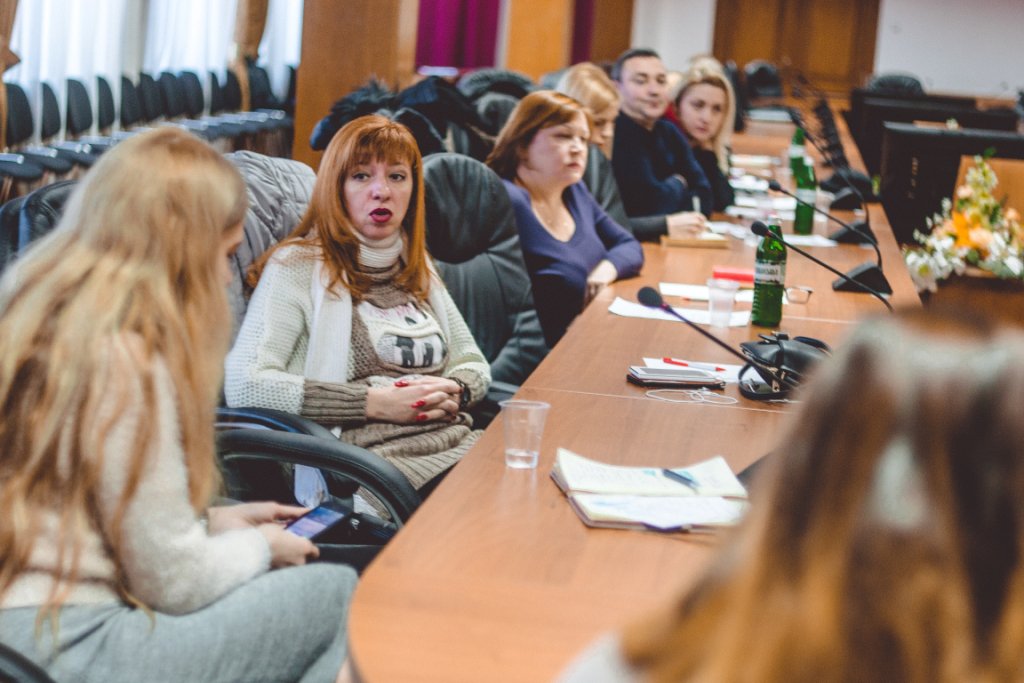 В УжНУ відбувся круглий стіл на тему «Життя і проблеми ВПО в Закарпатській області» В УжНУ відбувся круглий стіл на тему «Життя і проблеми ВПО в Закарпатській області»