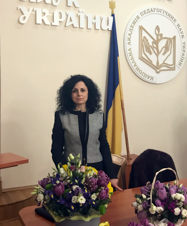 ВІТАННЯ З УСПІШНИМ ЗАХИСТОМ. ВІТАННЯ З УСПІШНИМ ЗАХИСТОМ.