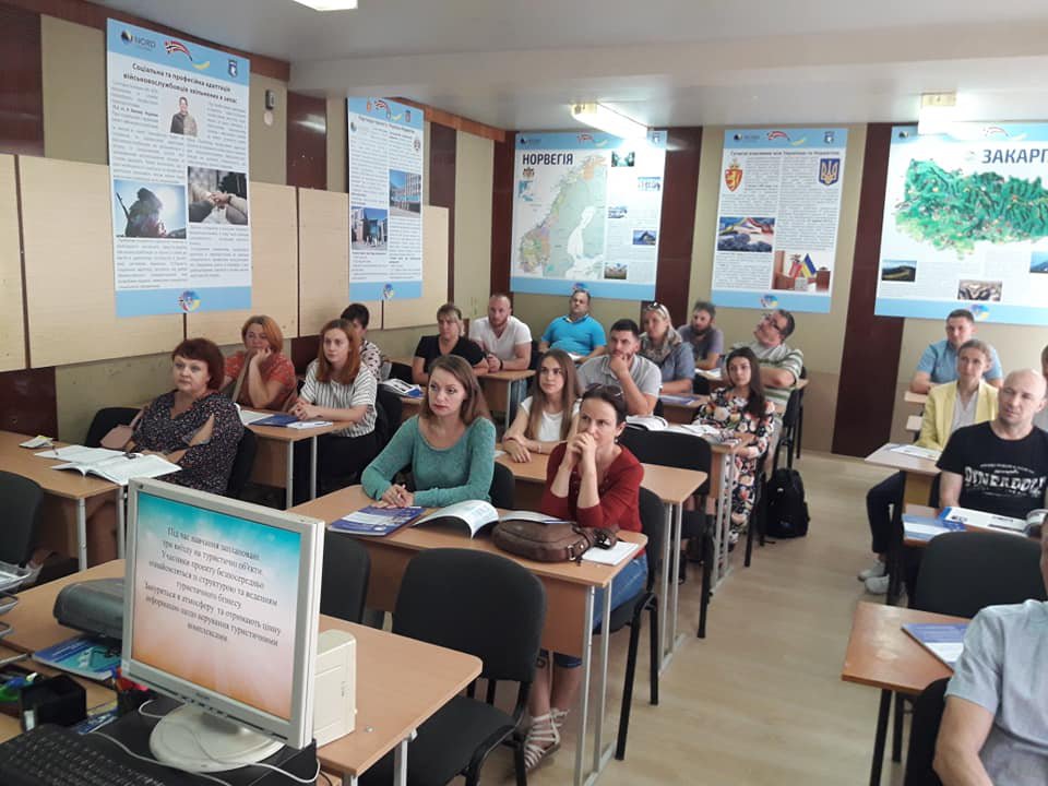 Стартувала четверта школа.... Стартувала четверта школа....
