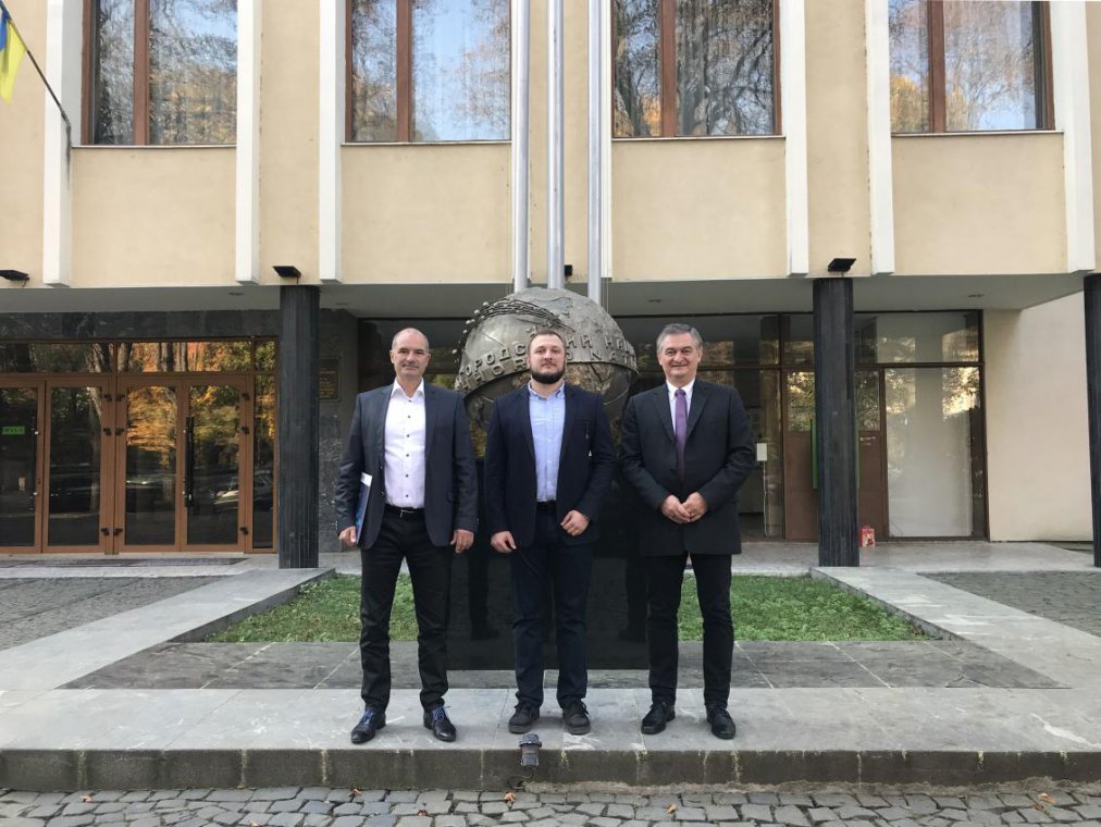 Факультет інформаційних технологій відвідали колеги зі Словаччини Факультет інформаційних технологій відвідали колеги зі Словаччини