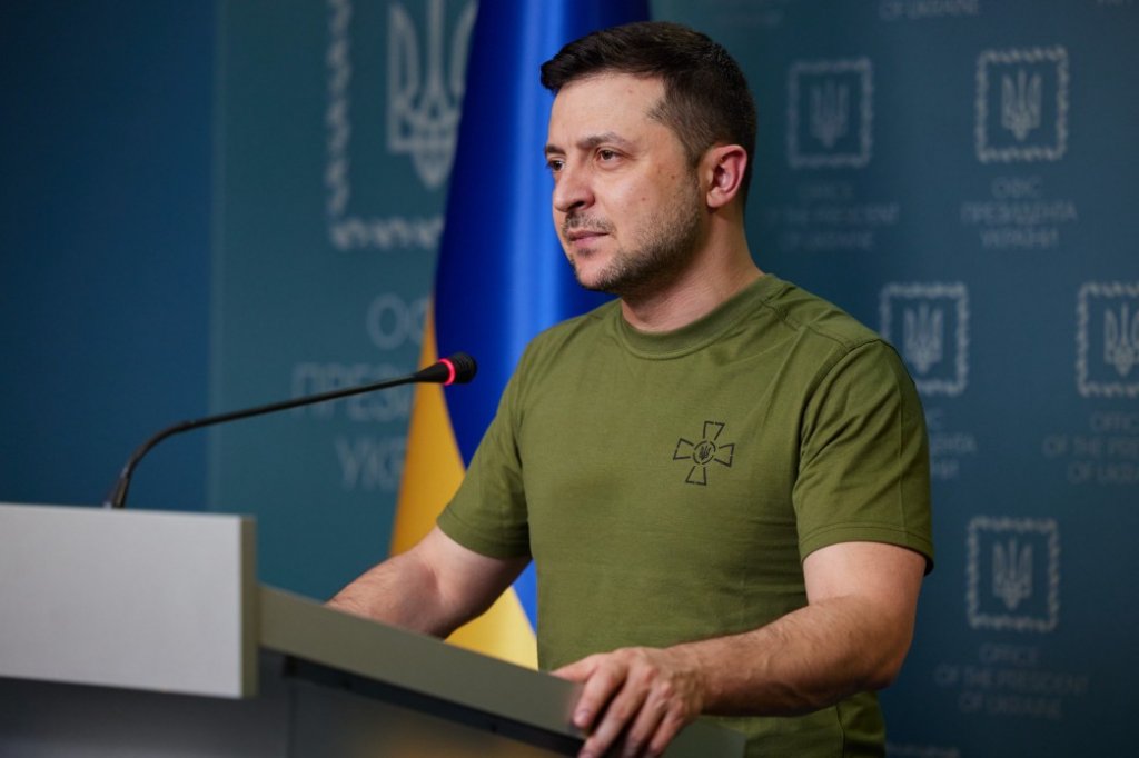 Вечірнє звернення Президента України Володимира Зеленського Вечірнє звернення Президента України Володимира Зеленського