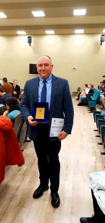 Тарас Дацьо отримав нагороду Університету "Vasile Goldis" Тарас Дацьо отримав нагороду Університету "Vasile Goldis"