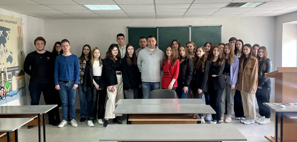 Зустріч з відомим ресторатором Закарпаття Віктором Михайловим Зустріч з відомим ресторатором Закарпаття Віктором Михайловим