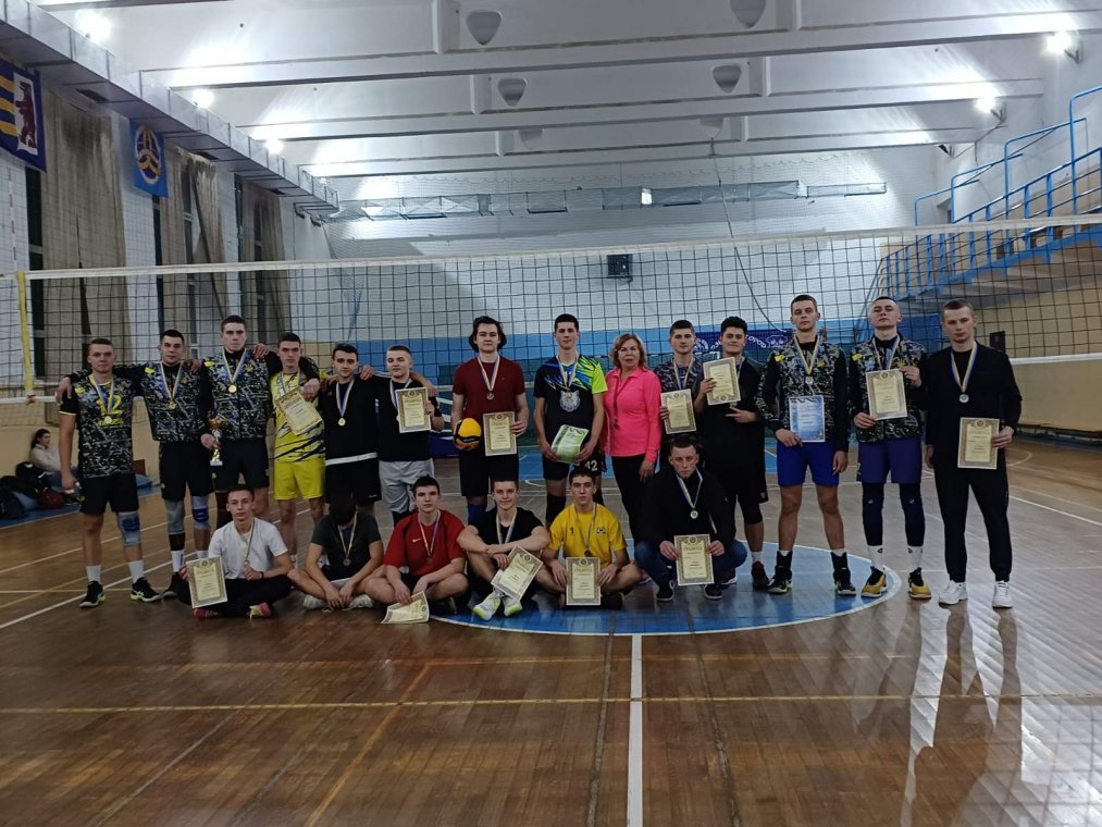 Студентська спартакіада повернулася в УжНУ Студентська спартакіада повернулася в УжНУ
