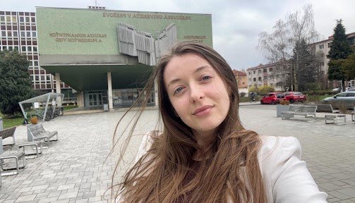 Viktoriia Sichak: ‘How to study political science at two universities’ Viktoriia Sichak: ‘How to study political science at two universities’