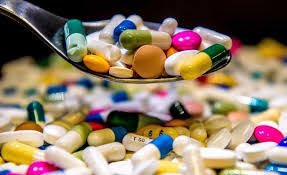 Поліпрагмазія у геріатричних пацієнтів Поліпрагмазія у геріатричних пацієнтів